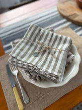 French napkin set